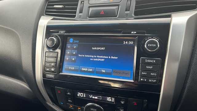 Nissan Navara NAVARA Double Cab Pick Up Tekna 2.3dCi 190 4WD Auto