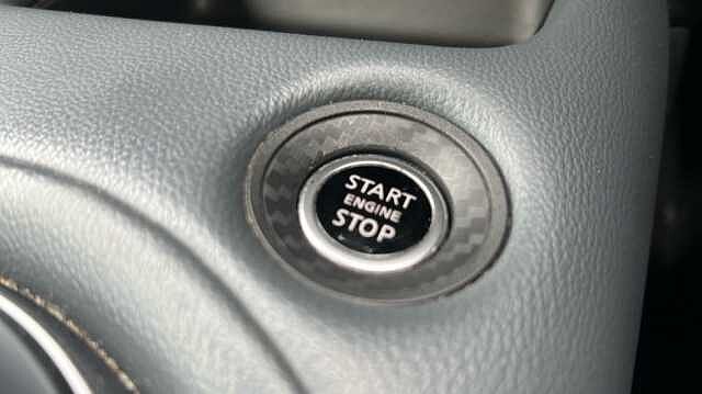 Nissan Juke JUKE 1.0 DiG-T N-Connecta 5dr