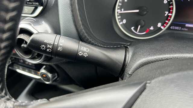 Nissan Juke JUKE 1.0 DiG-T N-Connecta 5dr