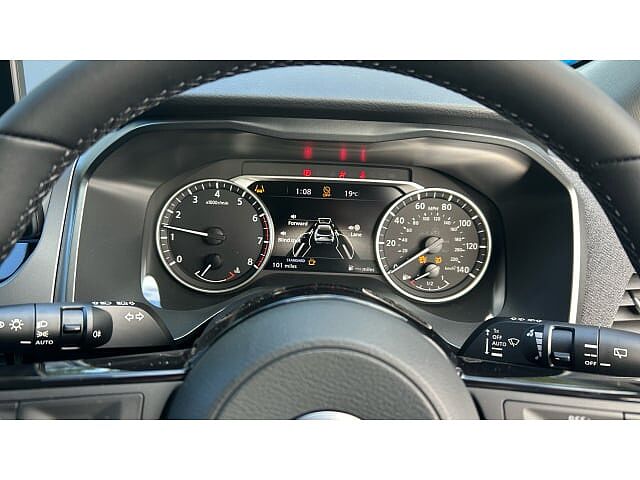 Nissan Qashqai 1.3 DiG-T MH Acenta Premium 5dr Petrol Hatchback