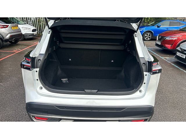 Nissan Qashqai 1.3 DiG-T MH Acenta Premium 5dr Petrol Hatchback