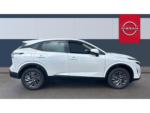 Nissan Qashqai 1.3 DiG-T MH Acenta Premium 5dr Petrol Hatchback