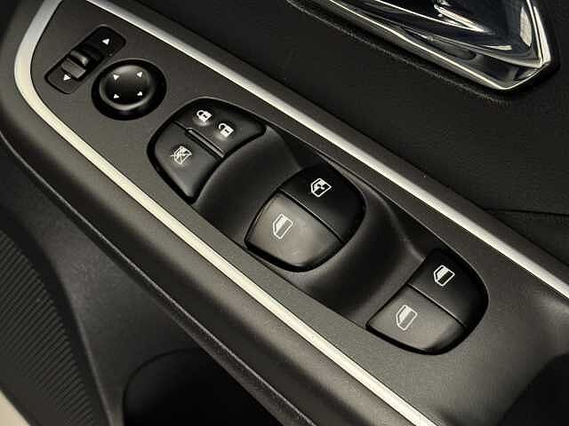 Nissan Micra 1.0 IG-T 92 Kiiro 5dr