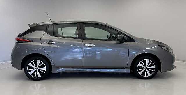 Nissan LEAF 110kW Acenta 40kWh 5dr Auto [6.6kw Charger]