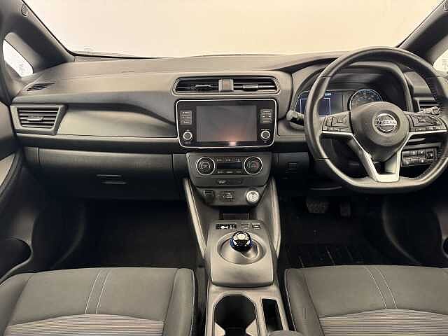 Nissan LEAF 110kW Acenta 40kWh 5dr Auto [6.6kw Charger]