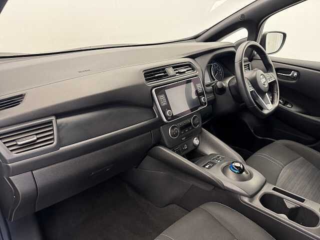 Nissan LEAF 110kW Acenta 40kWh 5dr Auto [6.6kw Charger]