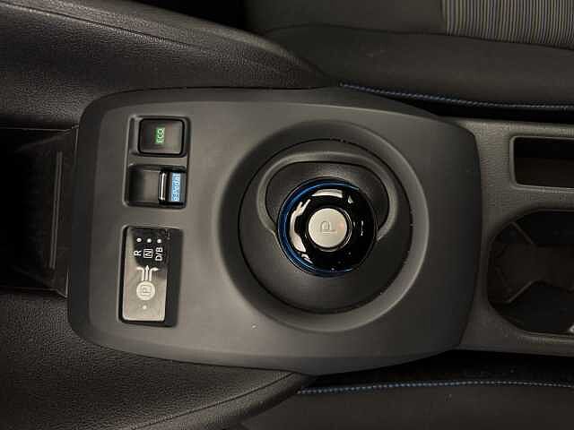Nissan LEAF 110kW Acenta 40kWh 5dr Auto [6.6kw Charger]