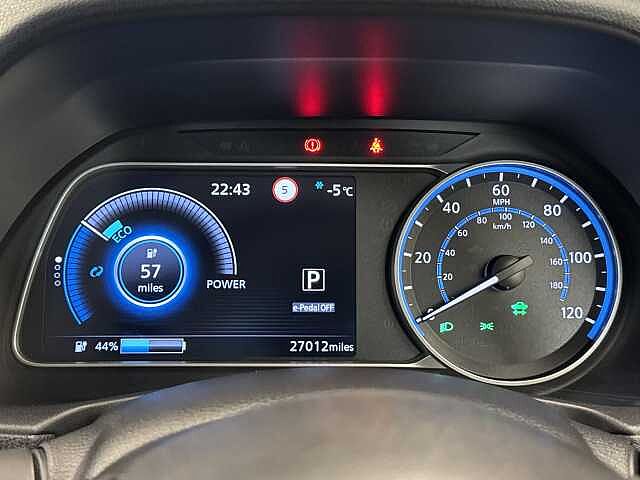 Nissan LEAF 110kW Acenta 40kWh 5dr Auto [6.6kw Charger]