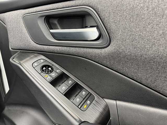 Nissan Qashqai 1.3 DiG-T MH Acenta Premium 5dr