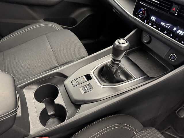 Nissan Qashqai 1.3 DiG-T MH Acenta Premium 5dr