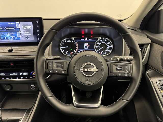 Nissan Qashqai 1.3 DiG-T MH Acenta Premium 5dr