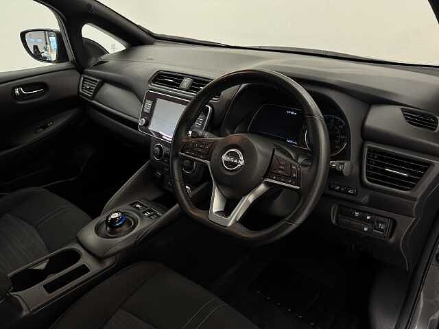 Nissan LEAF 110kW Acenta 39kWh 5dr Auto