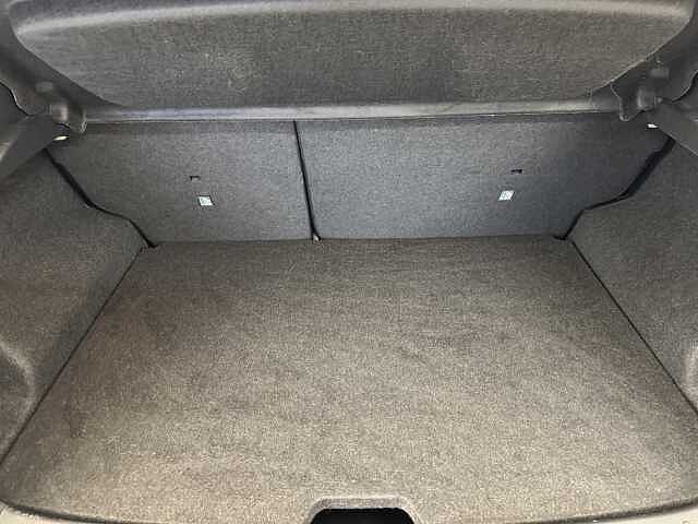 Nissan Juke 1.0 DiG-T 114 N-Connecta 5dr