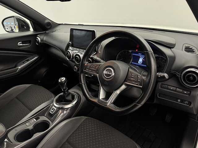 Nissan Juke 1.0 DiG-T 114 N-Connecta 5dr