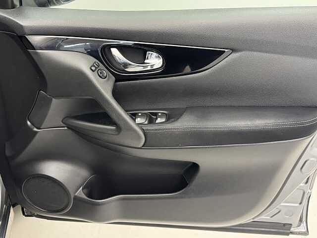 Nissan Qashqai 1.3 DiG-T Acenta Premium 5dr