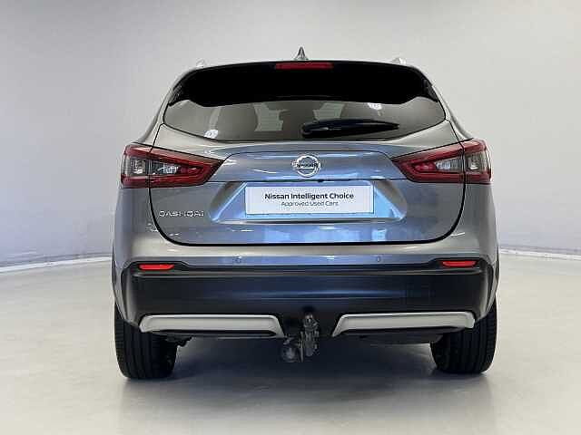 Nissan Qashqai 1.7 dCi N-Connecta 5dr [Glass Roof Pack]