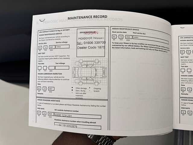 Nissan Qashqai 1.7 dCi N-Connecta 5dr [Glass Roof Pack]