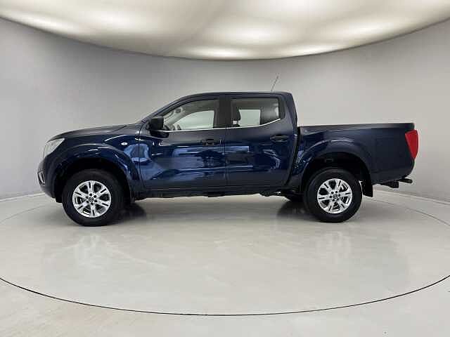 Nissan Navara Double Cab Pick Up Acenta 2.3dCi 163 TT 4WD