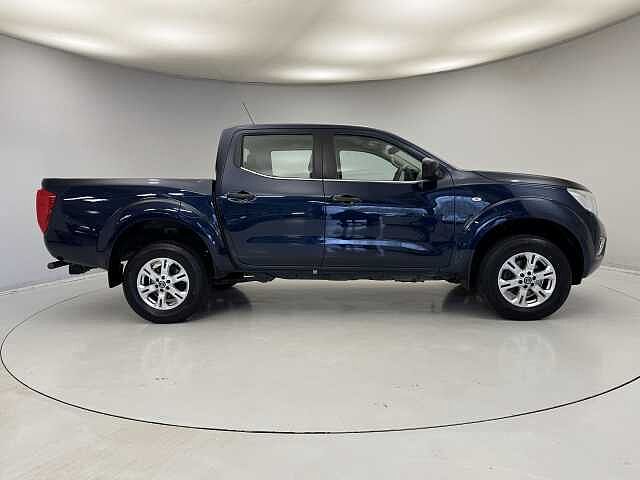 Nissan Navara Double Cab Pick Up Acenta 2.3dCi 163 TT 4WD