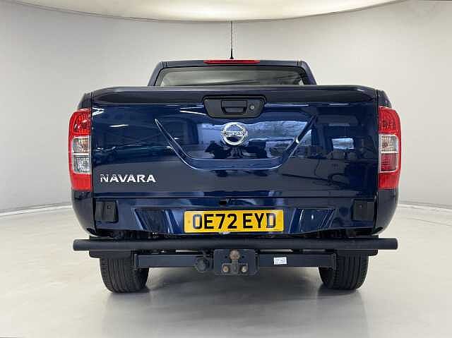 Nissan Navara Double Cab Pick Up Acenta 2.3dCi 163 TT 4WD