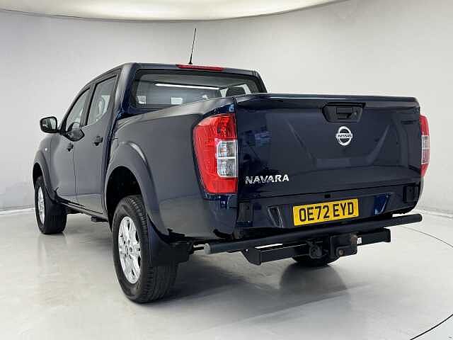 Nissan Navara Double Cab Pick Up Acenta 2.3dCi 163 TT 4WD