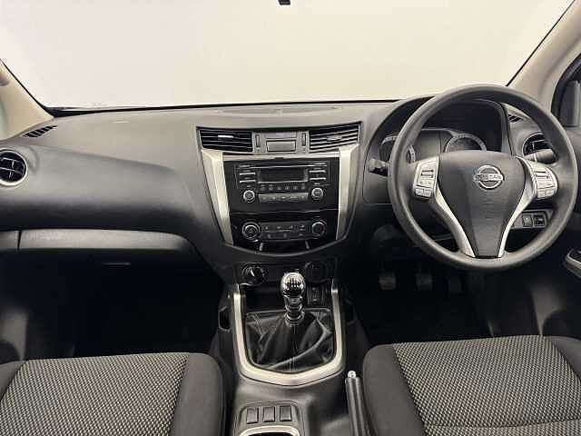 Nissan Navara Double Cab Pick Up Acenta 2.3dCi 163 TT 4WD