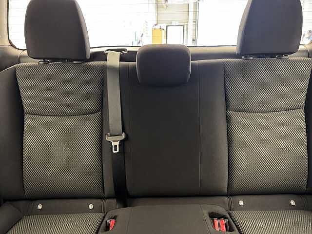 Nissan Navara Double Cab Pick Up Acenta 2.3dCi 163 TT 4WD