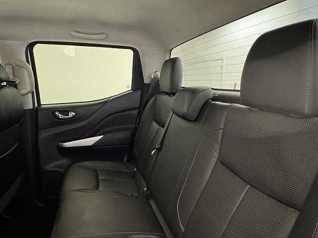 Nissan Navara Double Cab Pick Up Tekna 2.3dCi 190 4WD Auto