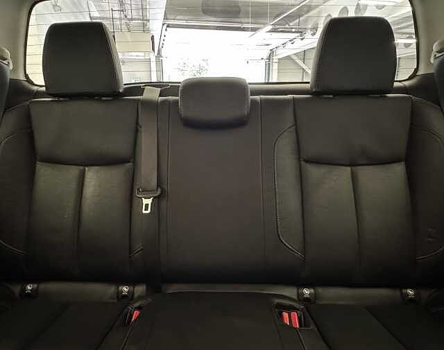 Nissan Navara Double Cab Pick Up Tekna 2.3dCi 190 4WD Auto
