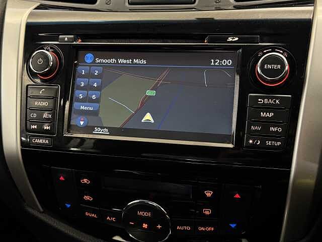 Nissan Navara Double Cab Pick Up Tekna 2.3dCi 190 4WD Auto