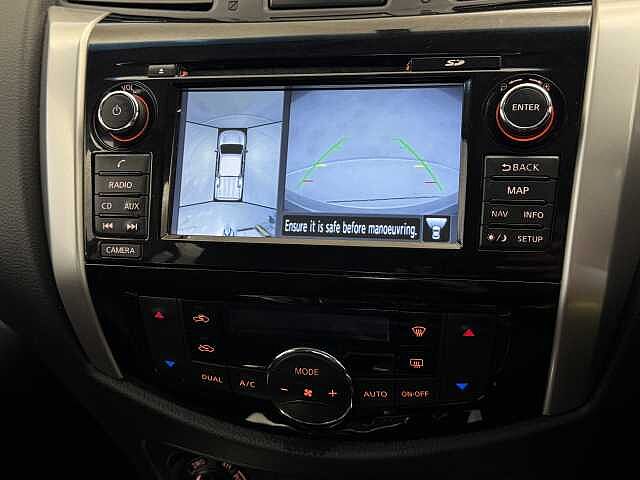 Nissan Navara Double Cab Pick Up Tekna 2.3dCi 190 4WD Auto