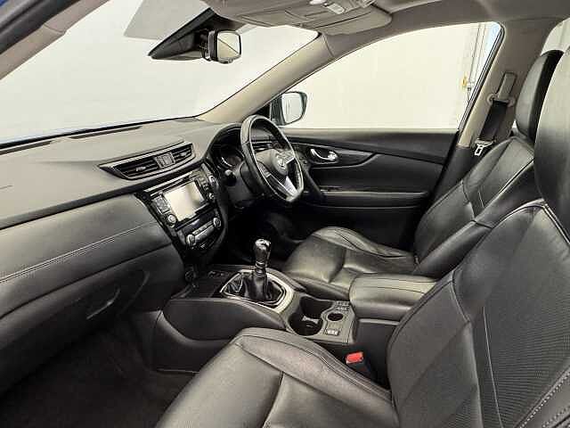 Nissan X-Trail 1.6 dCi Tekna 5dr