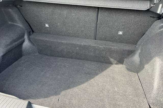 Nissan Qashqai 1.3 Dig T Mhev Acenta Premium Suv 5dr Petrol Hybrid Manual Euro 6 (s/s) (140 Ps)