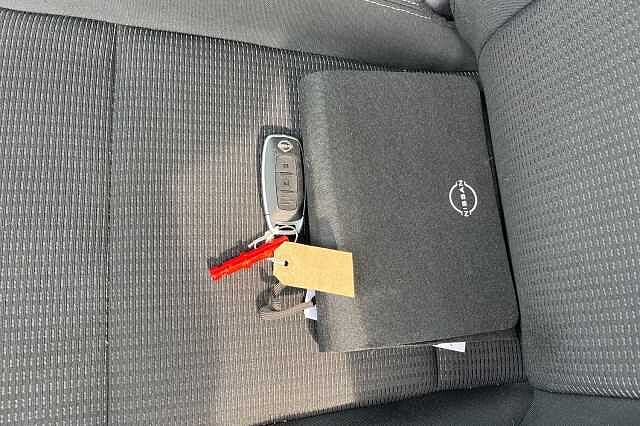 Nissan Qashqai 1.3 Dig T Mhev Acenta Premium Suv 5dr Petrol Hybrid Manual Euro 6 (s/s) (140 Ps)