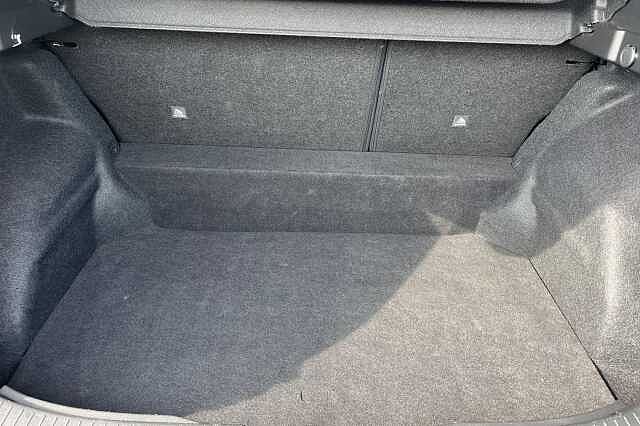 Nissan Qashqai 1.3 Dig T Mhev Acenta Premium Suv 5dr Petrol Hybrid Manual Euro 6 (s/s) (140 Ps)