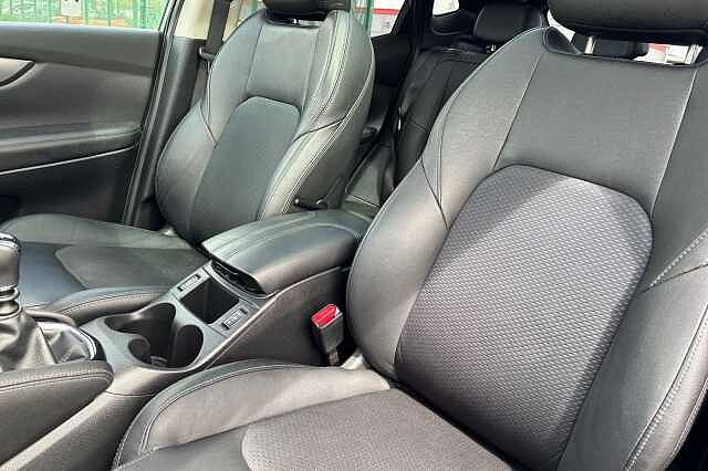 Nissan Qashqai 1.2 Dig T Tekna Suv 5dr Petrol Manual Euro 6 (s/s) (115 Ps)