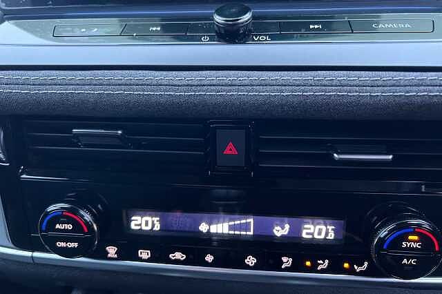 Nissan Qashqai 1.3 DiG-T MH Acenta Premium 5dr