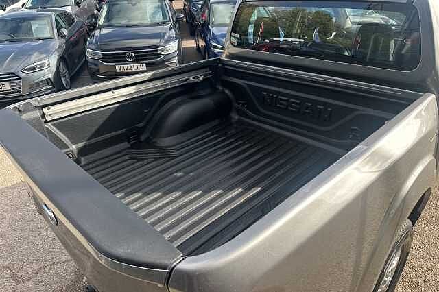 Nissan Navara Double Cab Pick Up Acenta 2.3dCi 163 TT 4WD