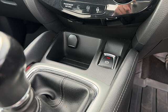 Nissan Qashqai 1.5 dCi Acenta 5dr