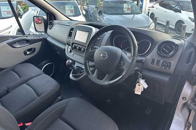 Nissan NV300 Combi 1.6 dCi Tekna