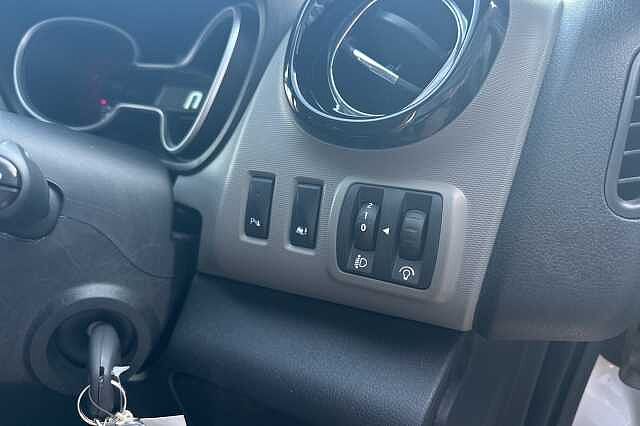 Nissan NV300 Combi 1.6 dCi Tekna