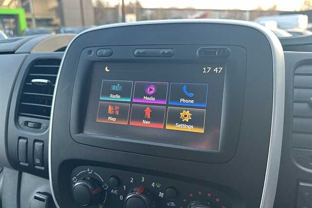 Nissan NV300 Combi 1.6 dCi Tekna