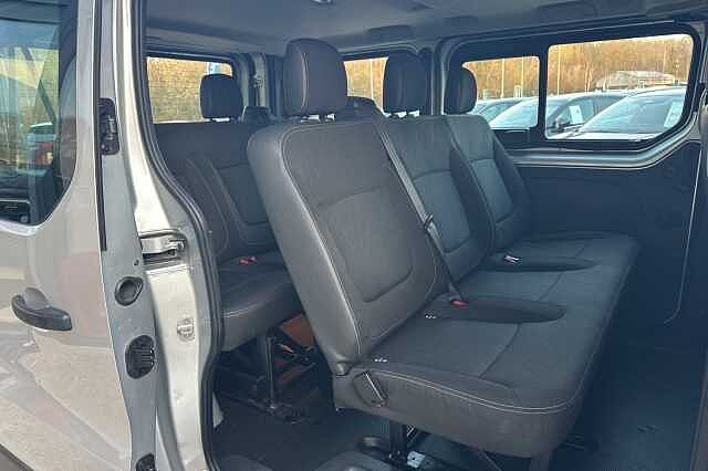Nissan NV300 Combi 1.6 dCi Tekna