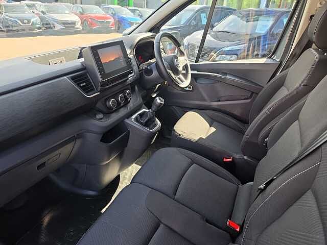 Nissan Primastar 30 L2 2.0 dCi 130ps H1 Tekna Van
