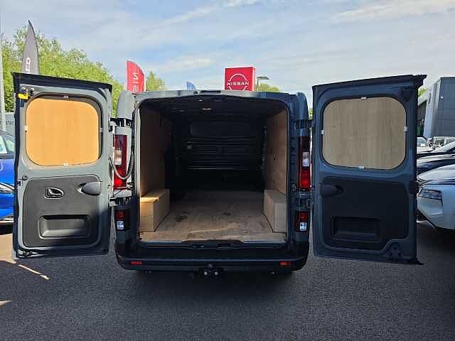 Nissan Primastar 30 L2 2.0 dCi 130ps H1 Tekna Van