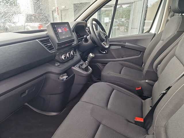 Nissan Primastar 30 L1 2.0 dCi 130ps H1 Tekna Van