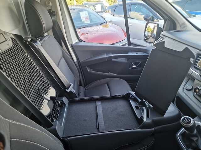 Nissan Primastar 30 L1 2.0 dCi 130ps H1 Tekna Van