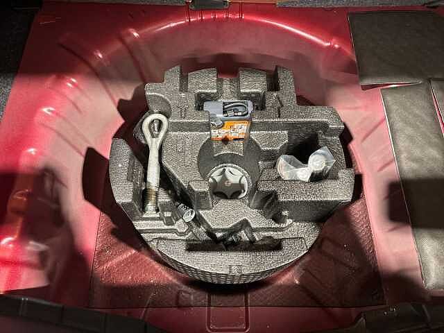 Nissan Micra 1.0 IG-T 100 Tekna 5dr Xtronic