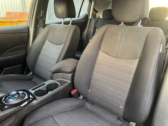 Nissan LEAF 110kW Acenta 40kWh 5dr Auto [6.6kw Charger]