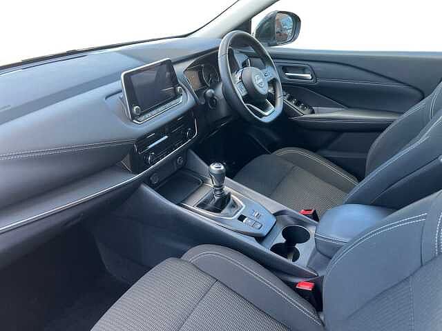 Nissan Qashqai 1.3 DiG-T MH Acenta Premium 5dr